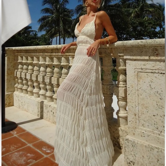 SNDYS. Dresses & Skirts - SNDYS La Louisiane Maxi Dress Size XS Cream Shell Swimwear Beach Vacation Chic